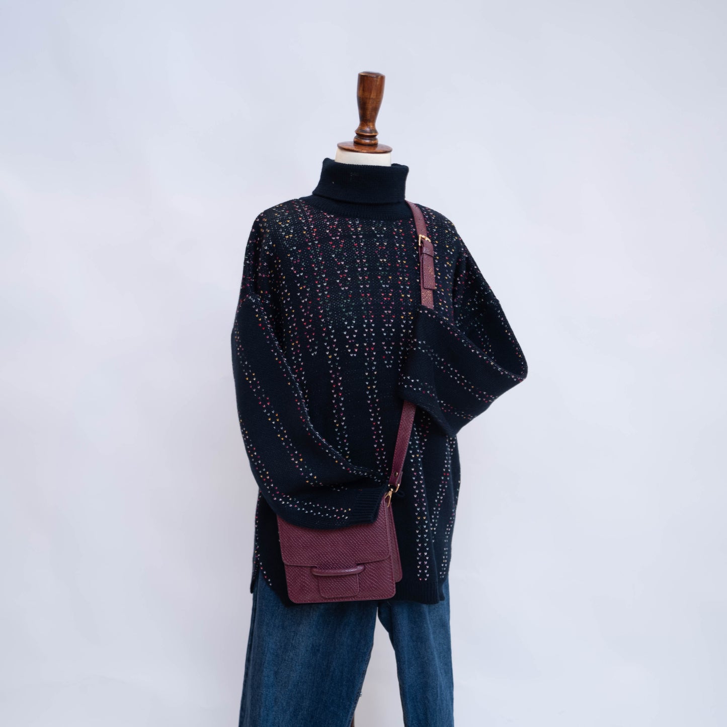 TURTLENECK SWEATER