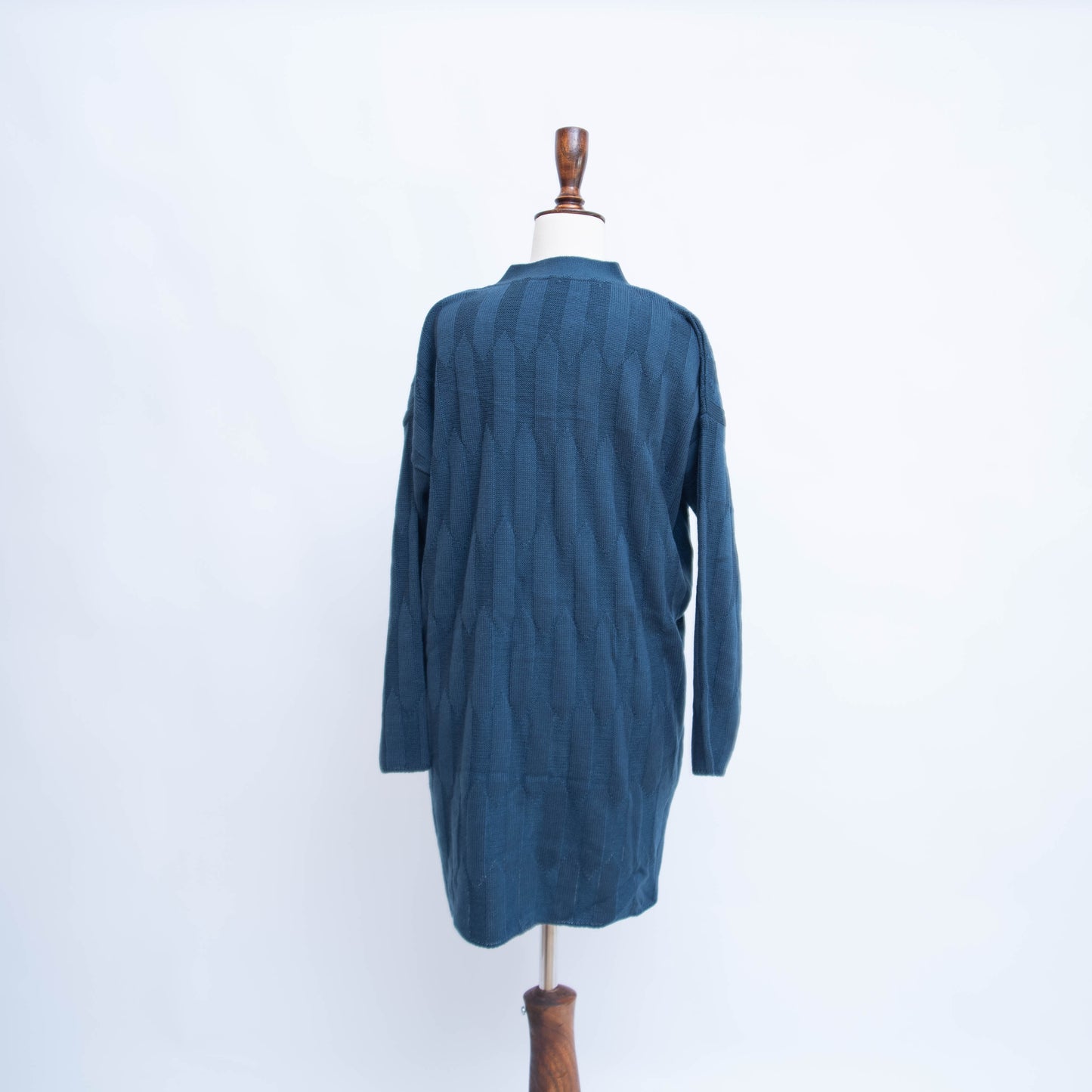 BUTTON DOWN CARDIGAN