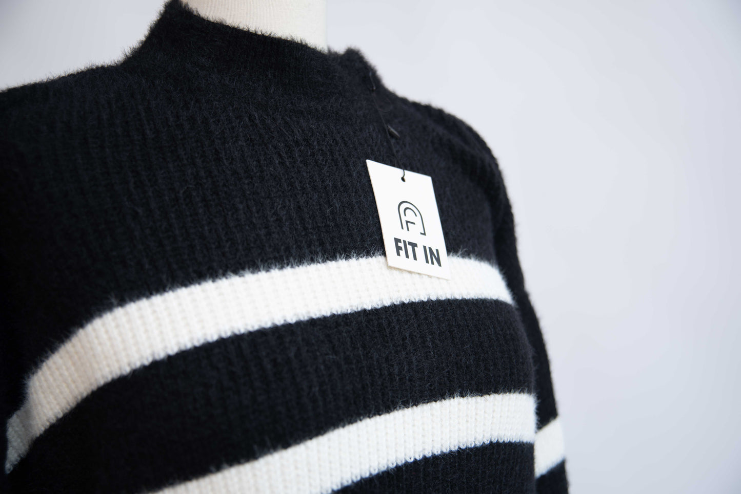 ZEBRA PULLOVER