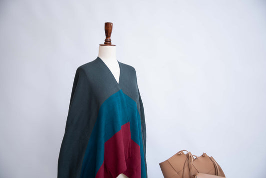 THREE TONE CAPE SHAWL GREY STONE
