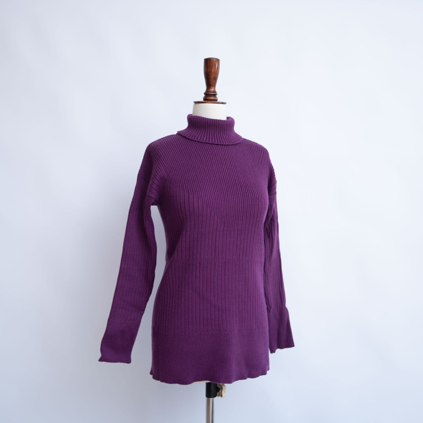 HIGH NECK RIBBED
