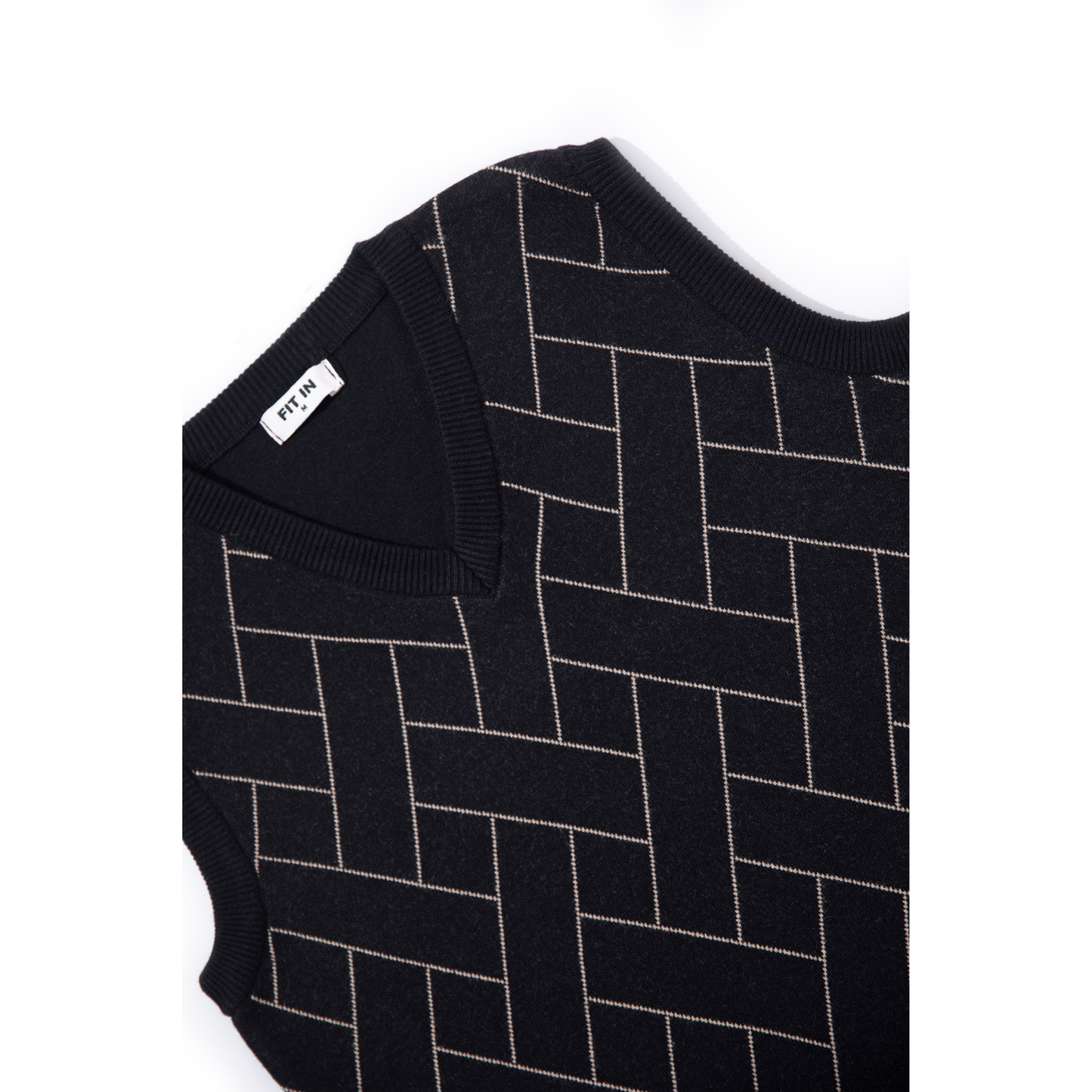 GEOMETRIC BRICKS SLEEVELESS SWEATERS