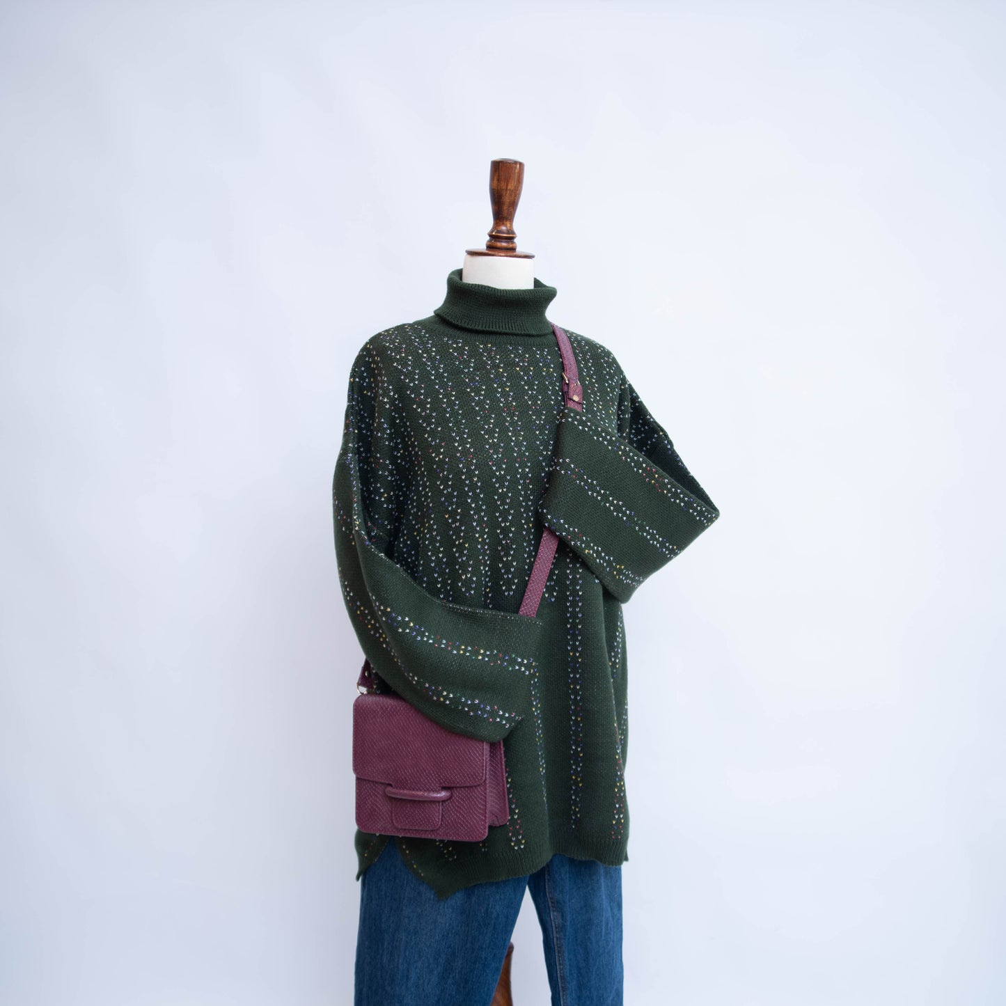 TURTLENECK SWEATER