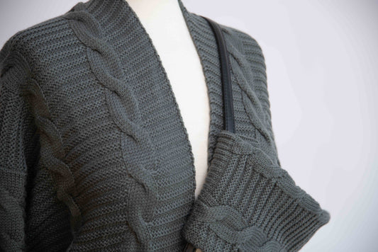 MID LENGTH GREY CARDIGAN