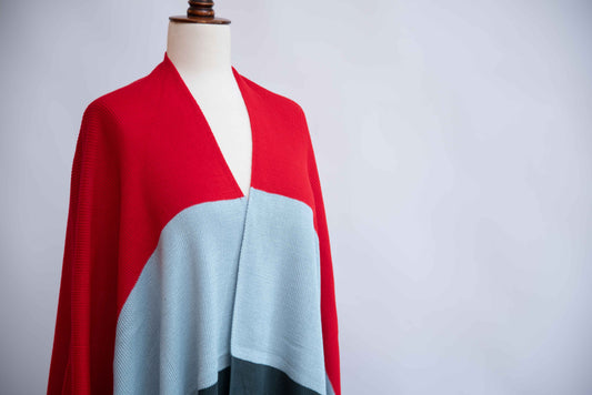 THREE TONE CAPE SHAWL WARM RED