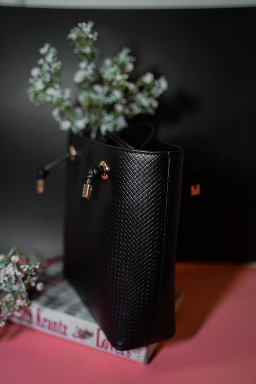 THE BAG ss24 by FITIN (BLACK TOP HANDLE BAG )