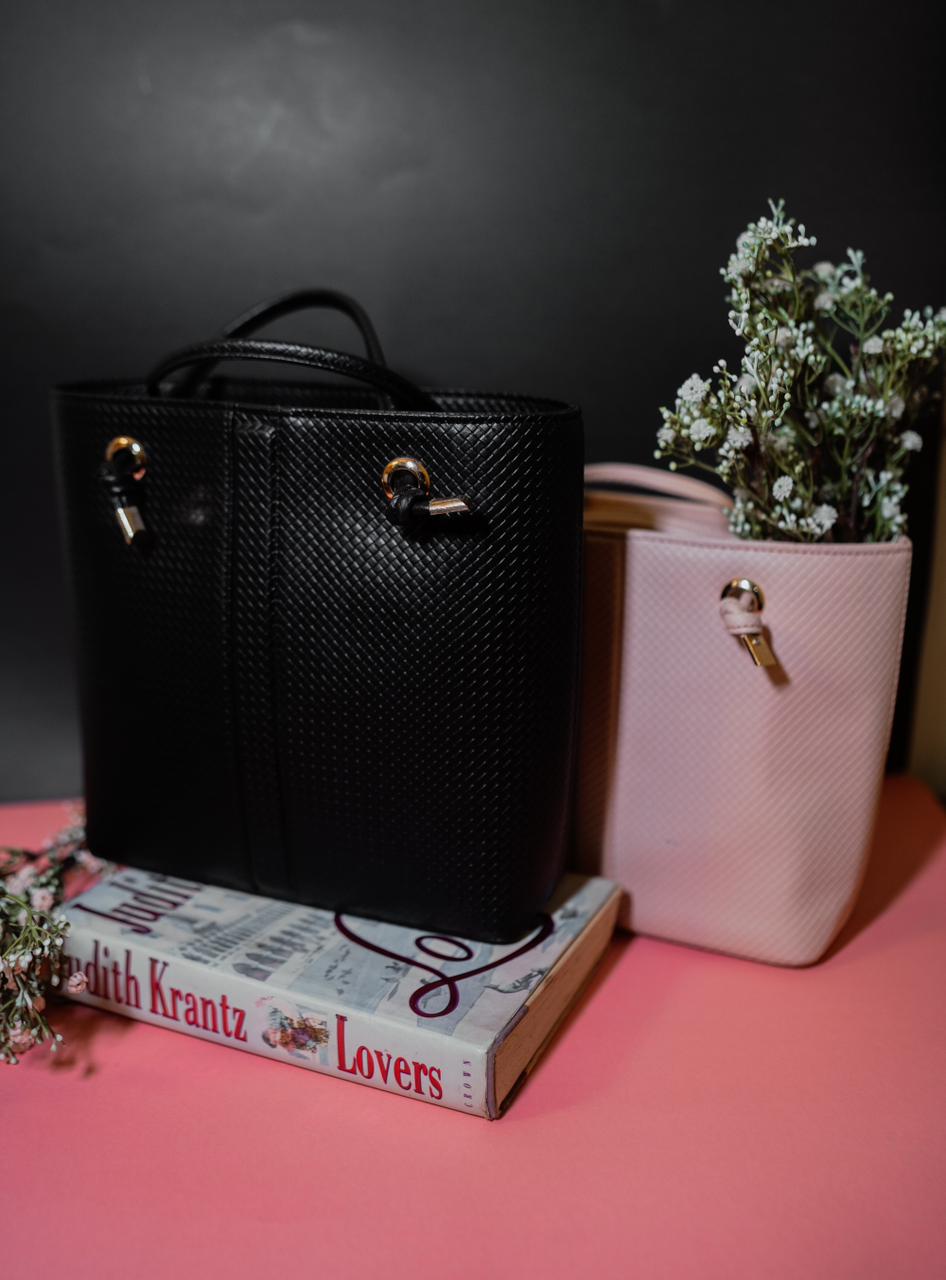 THE BAG ss24 by FITIN (BLACK TOP HANDLE BAG )