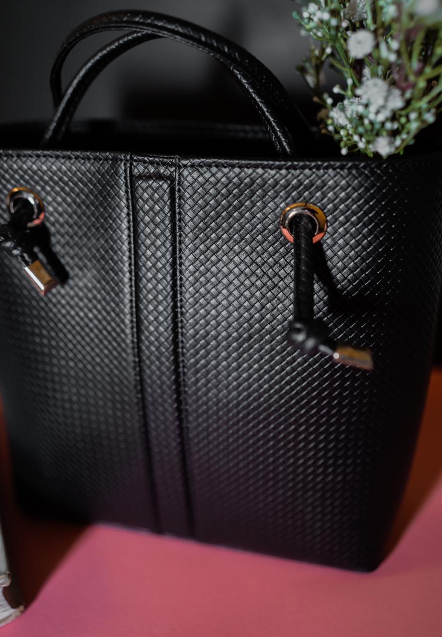 THE BAG ss24 by FITIN (BLACK TOP HANDLE BAG )