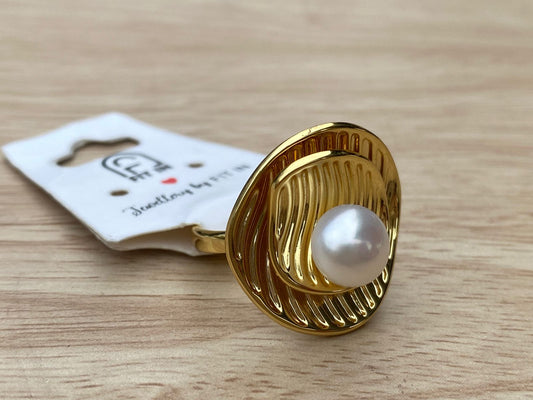 Pearl Canvas Ring