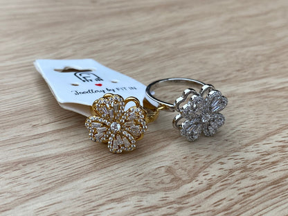 Mini Blossom Spin ring